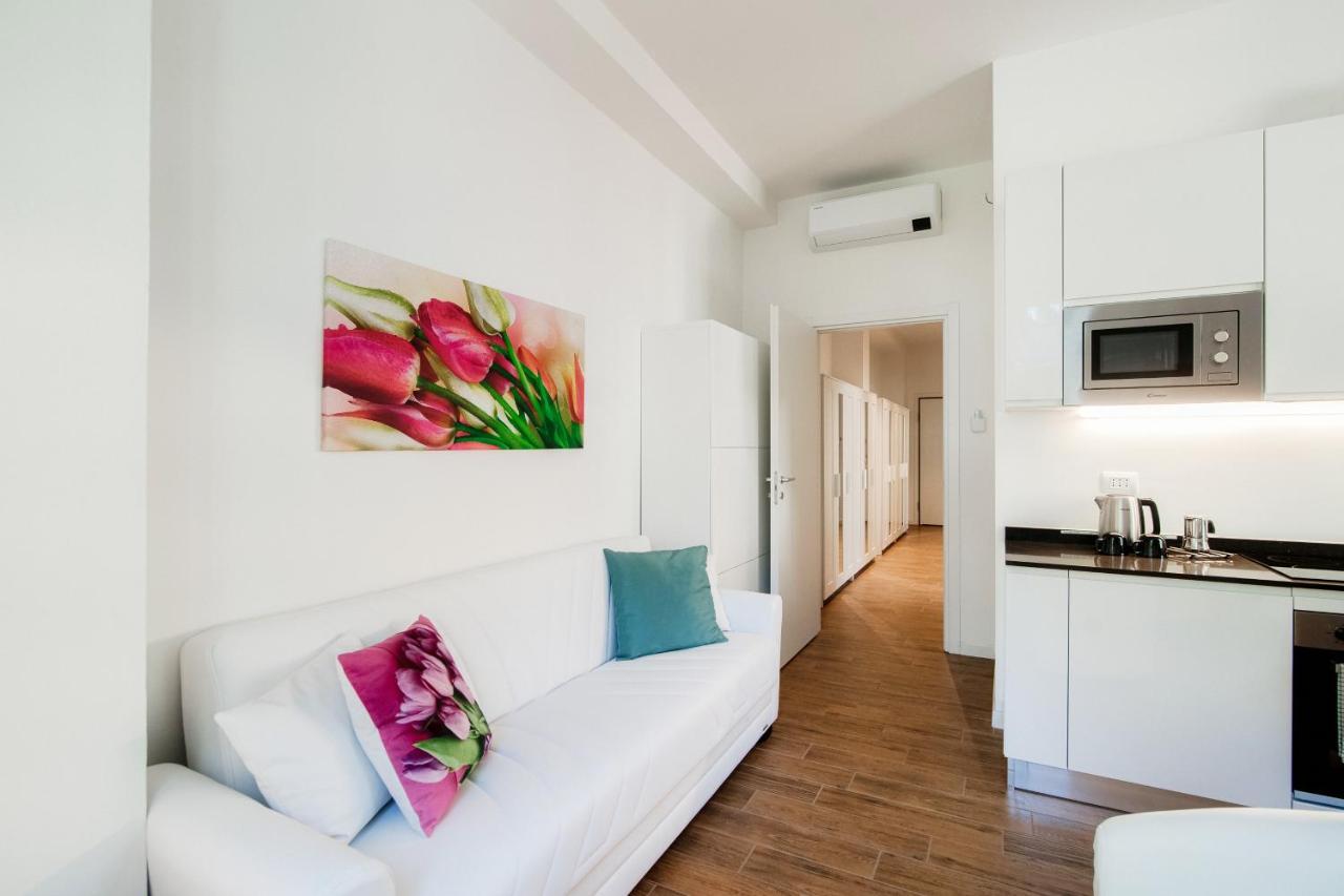 White Loft Como Central - The House Of Travelers Exterior photo